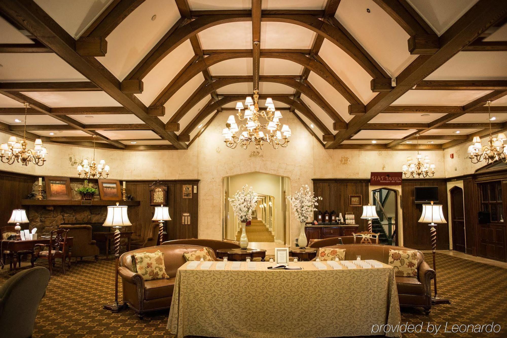 The Albion Summit Hotel Exterior photo